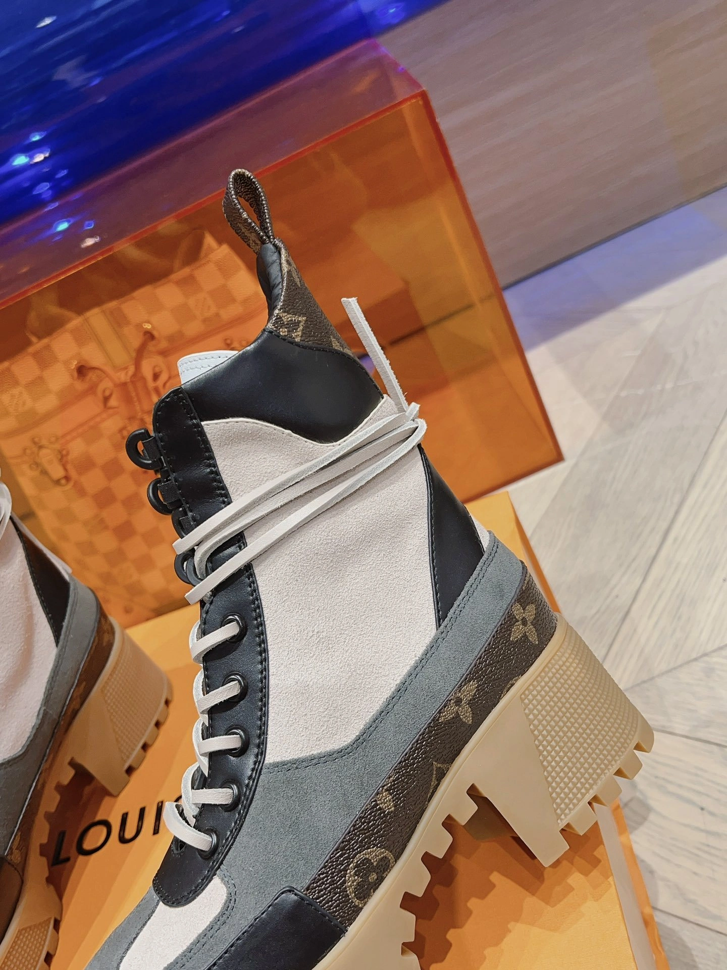 COCO-- 8V 1AAP89 Cowhide Heel height 7cm Waterproof 3.5cm item:D-X000F1913S